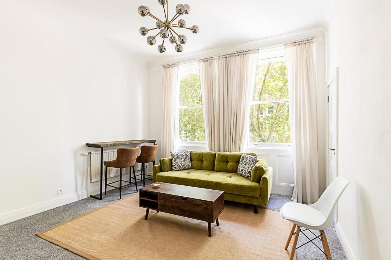 Elegant Knightsbridge Flat Near Harrods * London